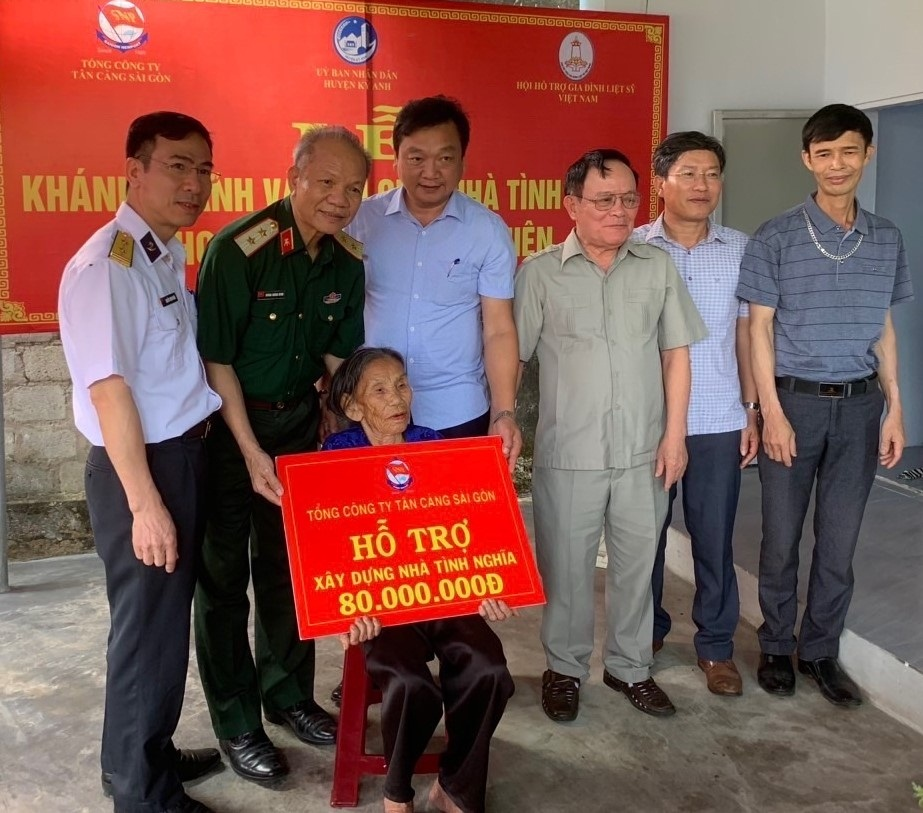 Tháng 7, những vui buồn đầy vơi